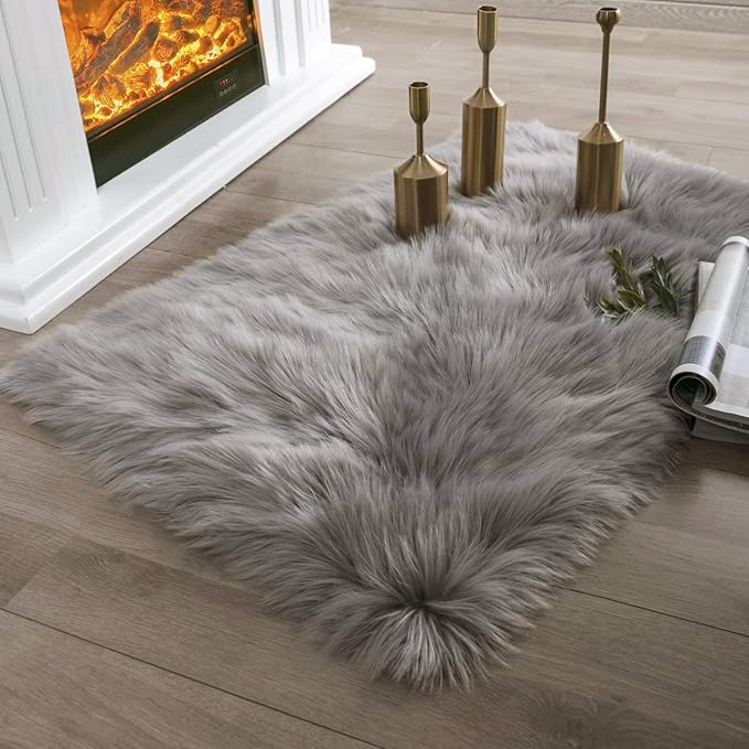 Ashler faux fur rug, Fluffy Shaggy Area Rug Ultra Soft 2 x 2.9 Feet Rectangle by AshlerHomeDeco