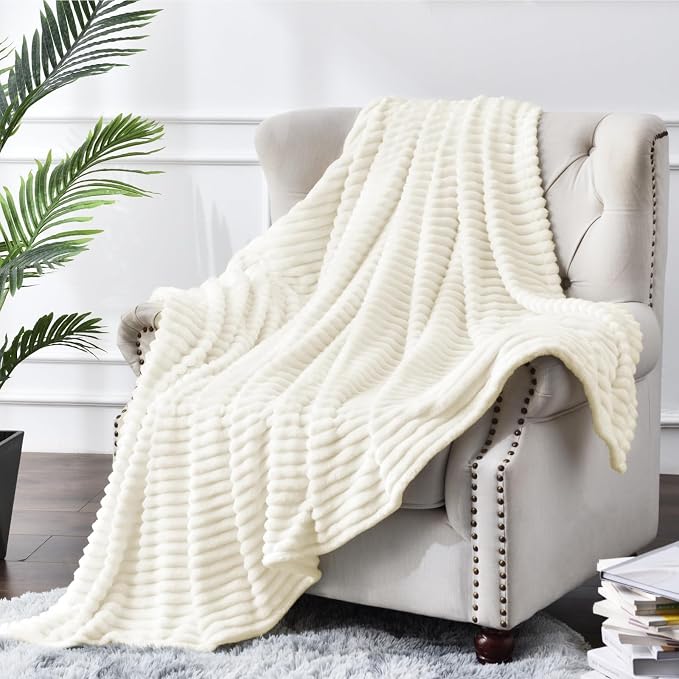 BEDELITE 3D Ribbed Jacquard Cream Fleece Twin Blanket - Image 2