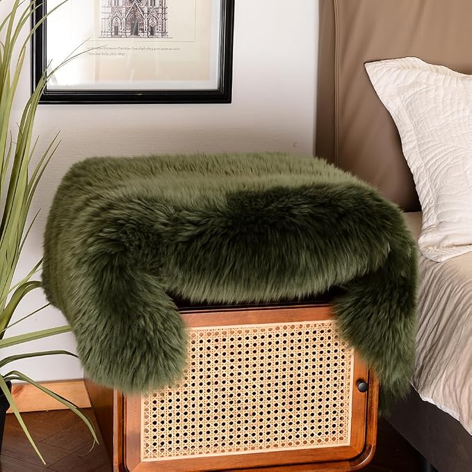 LLB Genuine Sheepskin Area Rug Wool Rug Fur Carpet Fluffy Shaggy Fur Rug - Image 6