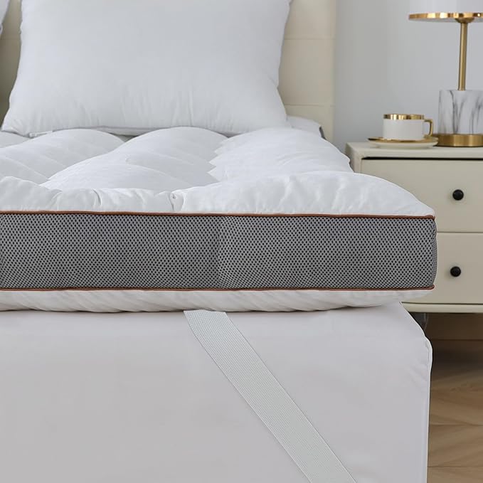 WhatsBedding 4 Inch Memory Foam Mattress Topper King Size for Pressure Relief, Extra Soft and Breathable Pillow Top Mattress Topper with 3D air mesh, Fluffy Shredded Memory Foam Filled，80 * 78 * 4in