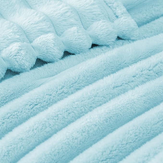 Exclusivo Mezcla Striped King Size Fleece Blanket - Image 4