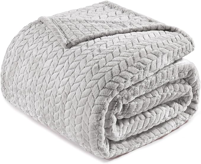 Exclusivo Mezcla Fleece King Size Blanket for Bed, 90x104 Inches Soft Cozy Jacquard Flannel Blankets, Lightweight Fuzzy Plush Warm for Winter, Light Grey