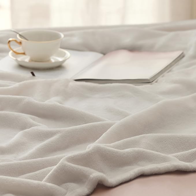 Bedsure Fleece Blanket Queen Blanket Linen - Image 5