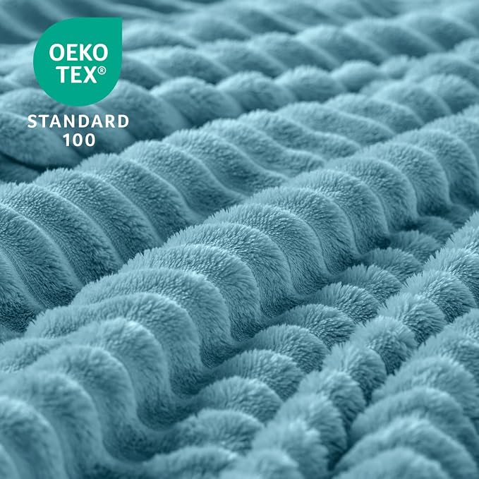 BEDELITE 3D Ribbed Washed Blue Fleece Throw Blanket - Image 4