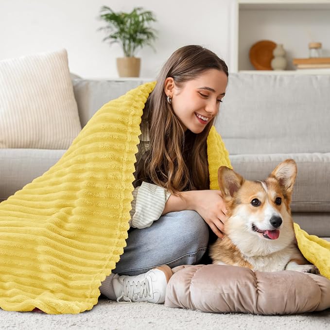 BEDELITE 3D Ribbed Light Yellow Fleece Twin Blanket - Image 7