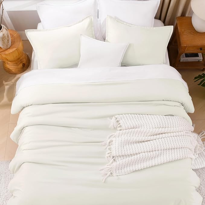 Litanika Ivory Comforter Set Twin/Twin XL Size, 2 Pieces Lightweight Solid Bedding Comforter Set, All Season Fluffy Bed Set (66x90In Comforter & 1 Pillowcase)