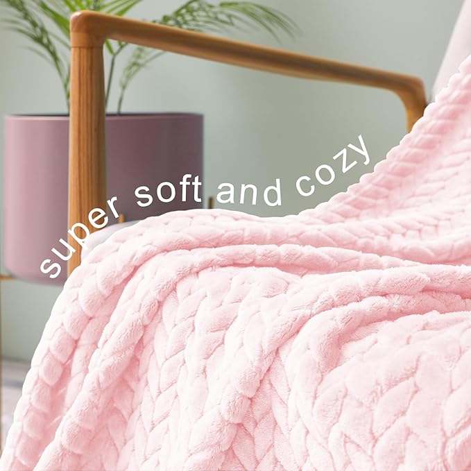 Exclusivo Mezcla Fleece Twin Size Blanket for Bed, 90x66 Inches Soft Cozy Jacquard Flannel Blankets, Lightweight Fuzzy Plush Warm for Winter, Light Pink