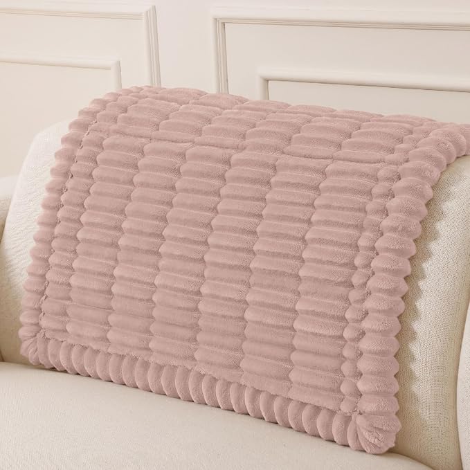Couch Cover for Dogs, Washable Non Slip Plush Flannel Sofa Protector | Thick by hyha