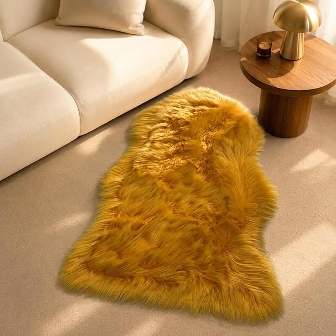 EasyJoy Faux Sheepskin Rug, Fluffy Faux Fur Rug, Ultra Soft Shag Area Rug - Image 5