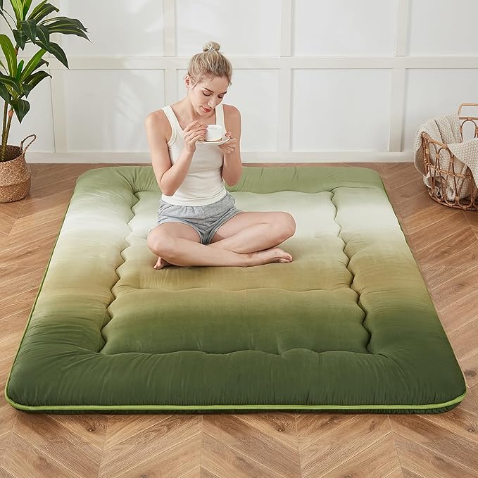 Japanese Floor Mattress, Futon Mattress with Portable Storage Bag and Washable Cover, Roll Up Thick Tatami Mat Suitable for Camping, Guest Room (Forest Gradient, Queen)