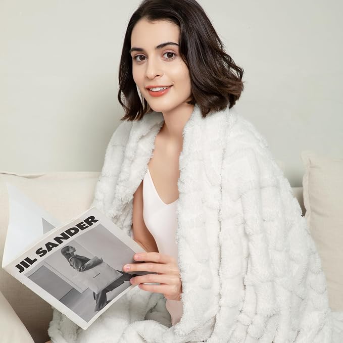 Aganear Fleece Throw Blanket for Couch Sofar 50"x60" White | Lightweight Fuzzy - Image 2