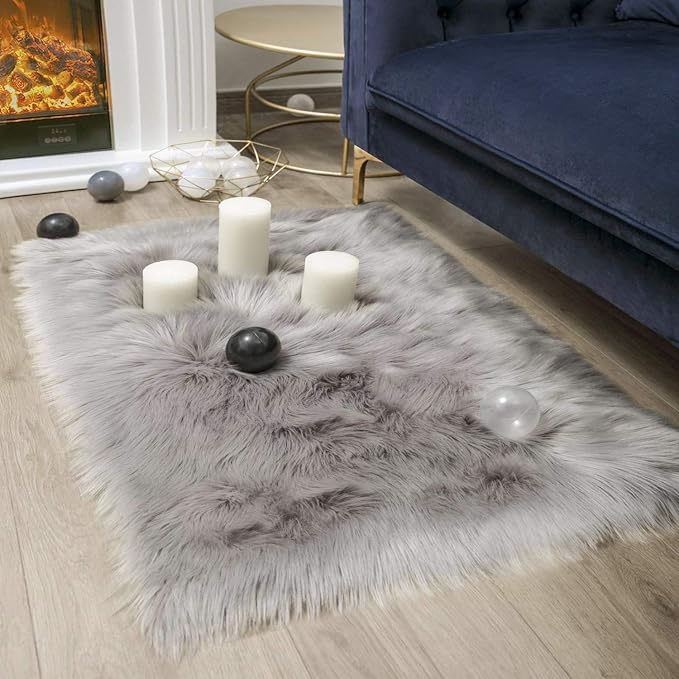 Ashler faux fur rug, Fluffy Shaggy Area Rug Ultra Soft 2 x 2.9 Feet Rectangle - Image 4