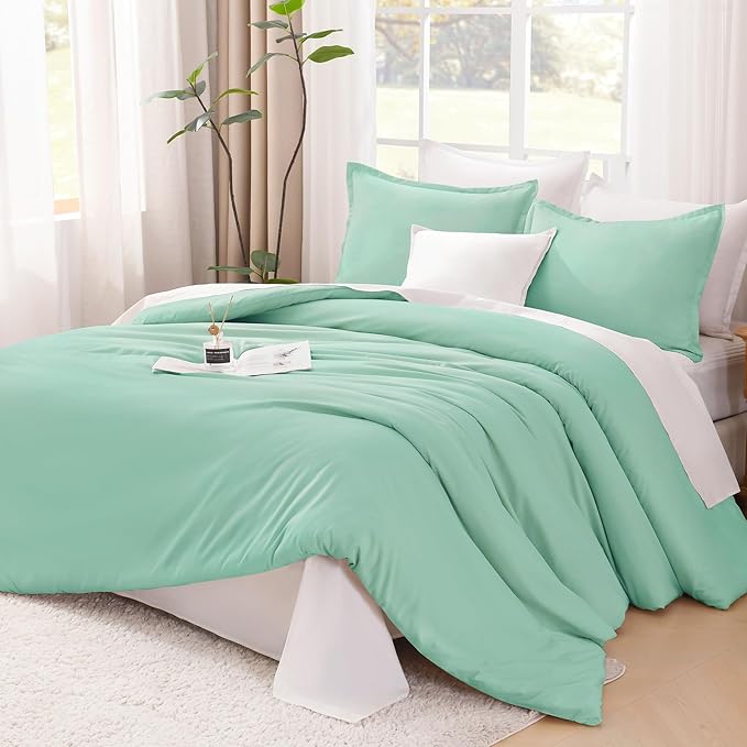 Litanika Comforters Mint Green Queen Size, 3 Pieces Lightweight Solid Bedding Set & Collections, All Season Fluffy Bed Set (90x90In Comforter & 2 Pillowcases)