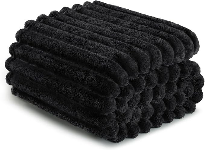 Exclusivo Mezcla Striped Fleece Throw Blanket - Image 8