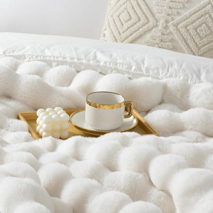 Luxury 1000GSM Faux Rabbit Fur Throw Blanket, Super Heavy Warm Cozy Blankets - Image 7