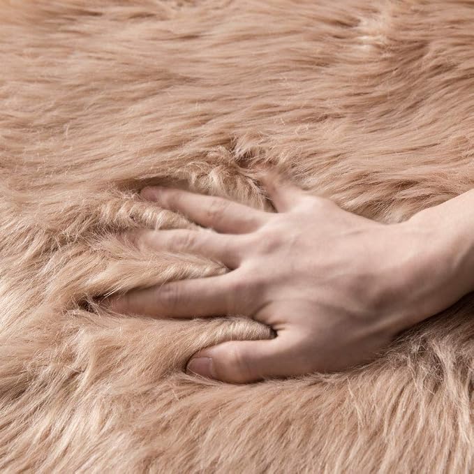 MIULEE Fluffy Area Rug 2x3 ft Faux Fur Sheepskin Rug - Image 3