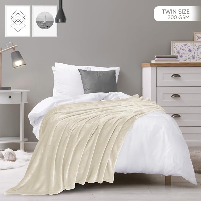 Utopia Bedding Ultra Soft Fleece Bed Blanket Twin Size Linen | Microfiber Plush - Image 2