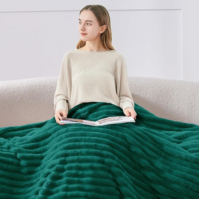 BEDELITE Ribbed Fleece Throw Blanket - Image 3
