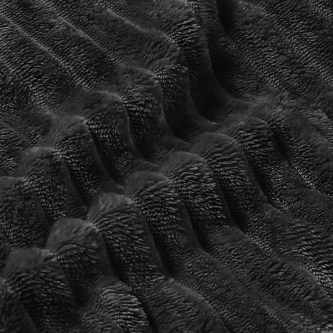 BEDELITE 3D Ribbed Jacquard Black King Size Blankets - Image 4