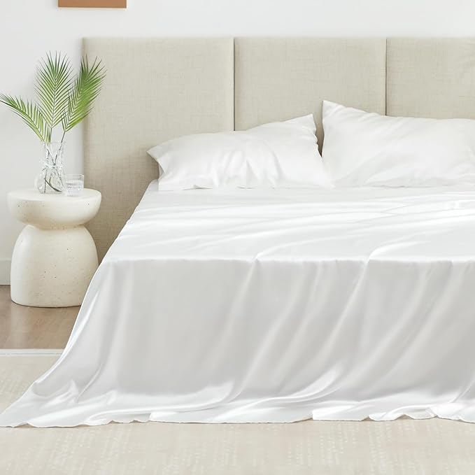 Love's cabin Full Size Satin Sheet Sets - 4 Piece White Silky Satin Sheet Set Full with Deep Pocket, Luxury Silk Feel Satin Bed Sheets Full Bedding Set (1 Flat Sheet,1 Fitted Sheet,2 Pillow Cases)