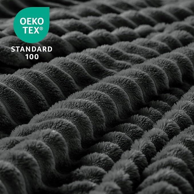 BEDELITE 3D Ribbed Charcoal Grey Fleece Throw Blanket - Image 4