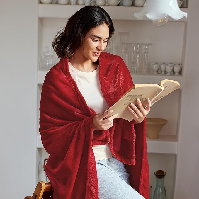 Exclusivo Mezcla Fleece Blanket Twin Size for Bed, Super Soft and Warm, All Season Use, Cozy, Plush, Lightweight, 90x66 Inches, Deep Red