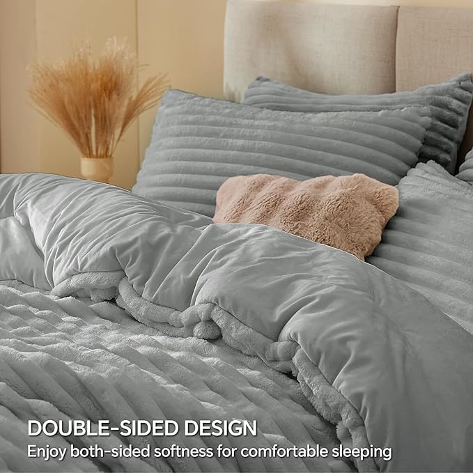 BEDELITE Fleece Oversized Queen Comforter Set -Super Soft & Warm Fluffy Light Grey Bedding, Luxury Fuzzy Heavy Bed Set for Winter with 2 Pillow Cases