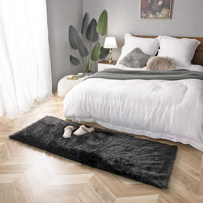 Ashler faux fur rug, Fluffy Shaggy Area Rug Ultra Soft 2.2 x 6 Feet Rectangle - Image 2
