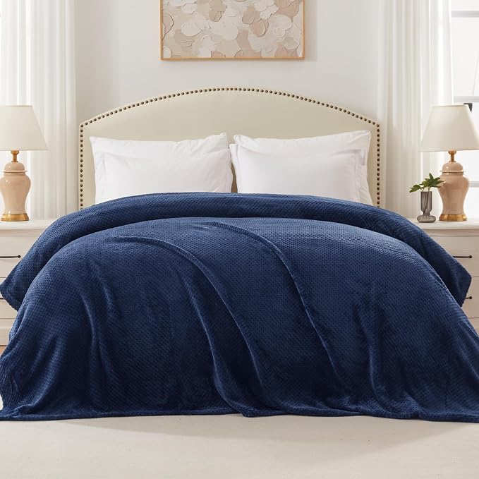 Exclusivo Mezcla Soft Waffle Fleece Bed Blanket Queen Size, Cozy Flannel - Image 3