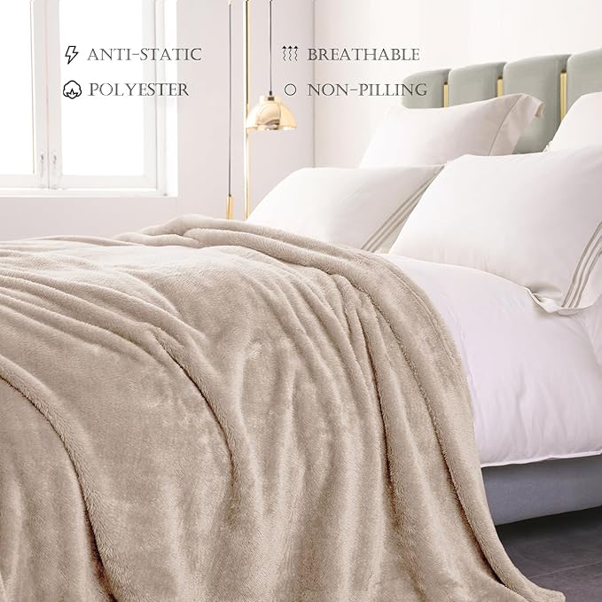 Exclusivo Mezcla Plush Fuzzy Fleece Bed Blanket Twin Size, Super Soft, Fluffy and Warm Blankets, Suitable for All Seasons (Camel, 90x66 Inches)