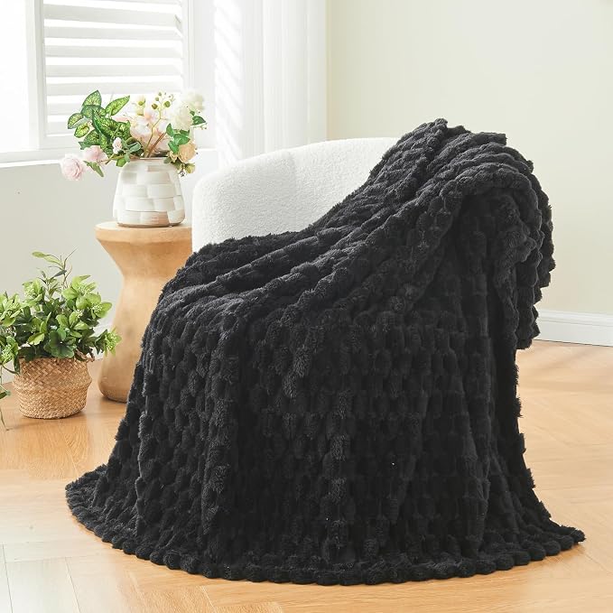 NEWCOSPLAY Fleece Clouds Cozy King Blanket - Image 7