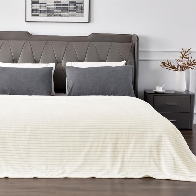 BEDELITE 3D Ribbed Jacquard Cream Blankets Queen Size - Image 2