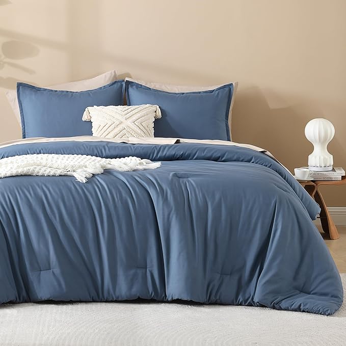 Litanika Haze Blue Comforter King Size, 3 Pieces Lightweight Solid Bedding Comforter Set, All Season Fluffy Bed Set (104x90In Comforter & 2 Pillowcases)