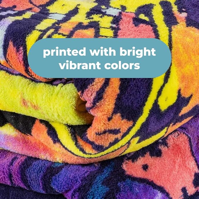 Dawhud Direct 75x90-Inch Cat Blanket - Dean Russo Confident Cat Fleece Throw Blanket for Adults and Kids - Soft and Cozy for Bed, Couch, or Travel - Thoughtful Home Decor Gifts for Women