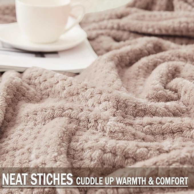 Exclusivo Mezcla Fleece Bed Blanket Twin Size, Super Soft and Warm Blankets for Couch, Sofa and Bed Waffle Textured, Cozy, Fuzzy and Lightweight (Camel, 90x66 Inches)