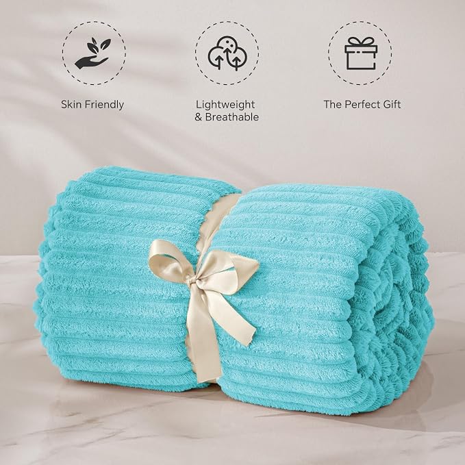 BEDELITE Ribbed Jacquard Light Blue Fleece Twin Blanket - Image 4