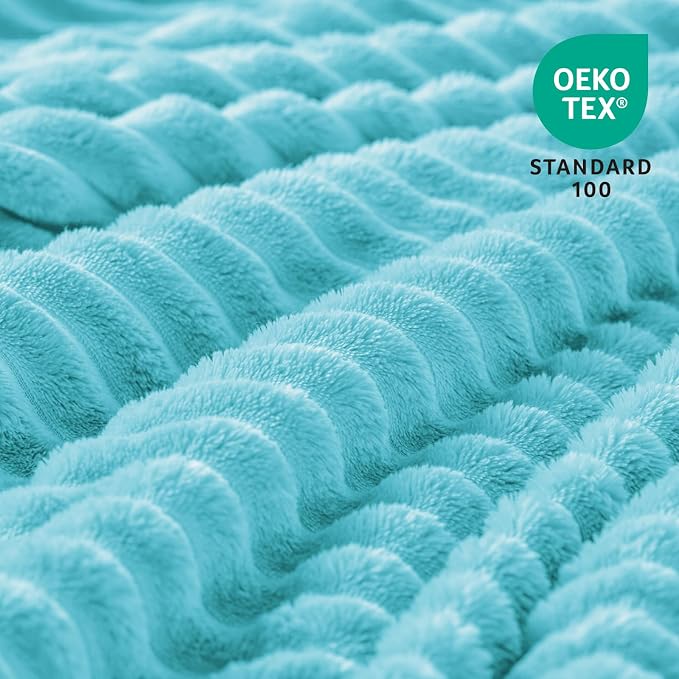 BEDELITE Ribbed Jacquard Light Blue Fleece Twin Blanket - Image 3