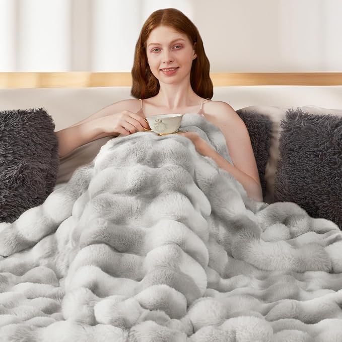 Luxury 1000GSM Rabbit Faux Fur Blanket, Super Heavy Warm Cozy Brown Blankets - Image 6