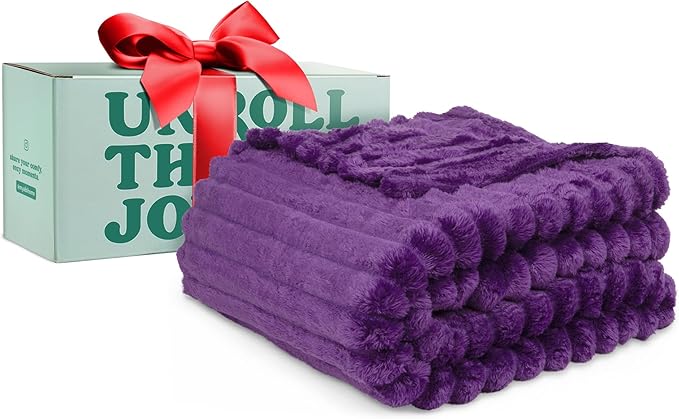 GO Premium Ultra Soft Twin Blanket for Couch - Purple Fleece Blanket for Living Room, Bedroom, Home Decor - Small Couch Blanket for Men, Women (60x80 Inches)