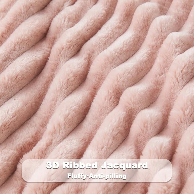 NEWCOSPLAY Fleece Ribbed Cozy Queen Blanket - Image 5
