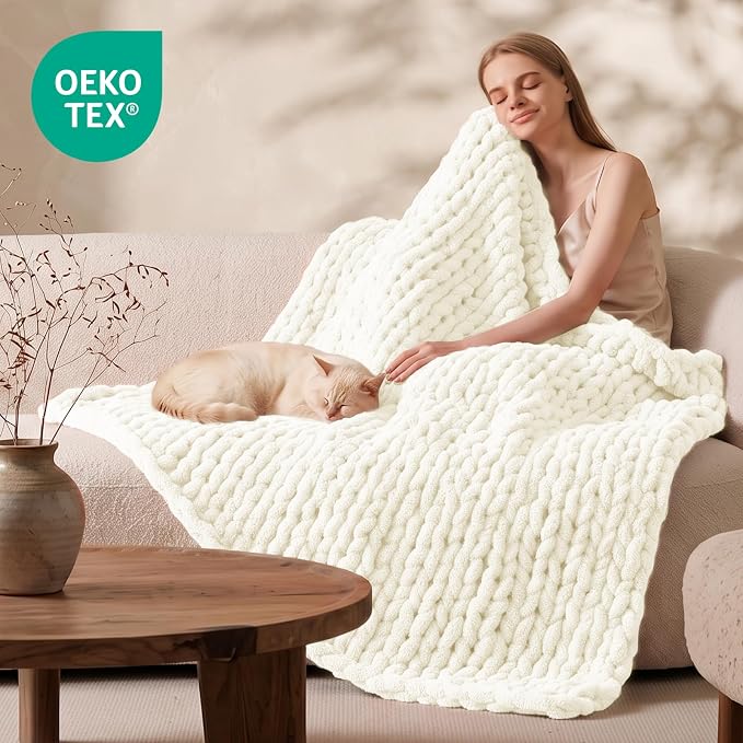 L'AGRATY Chunky Knit Throw Blanket - Image 2