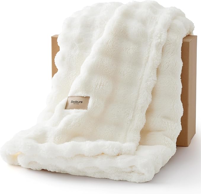 Bedsure 3D Fleece Bubble Blanket by Unknown