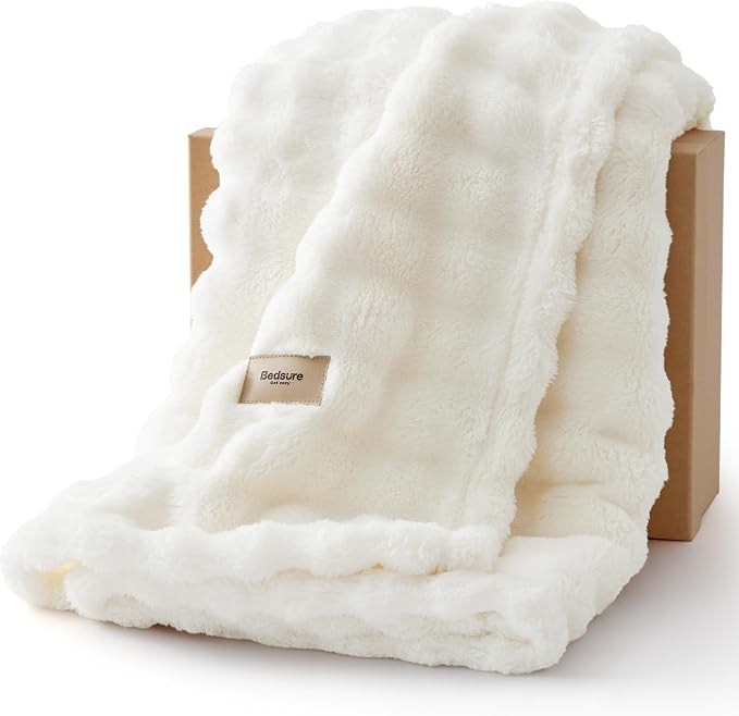 Bedsure 3D Bubble King Size Blanket by Unknown