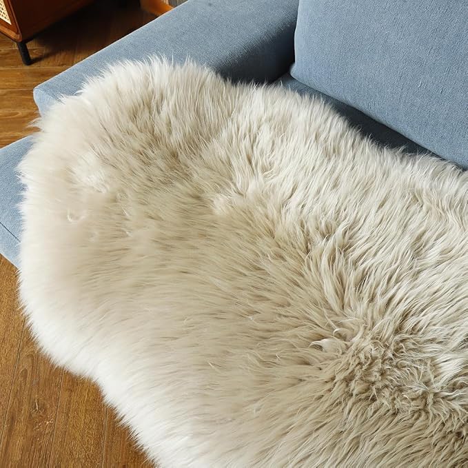 LLB Genuine Sheepskin Area Rug Wool Rug Fur Carpet Fluffy Shaggy Fur Rug - Image 3