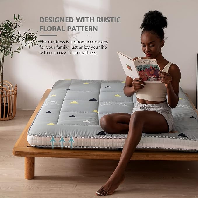 MAXYOYO Grey Triangle Futon Mattress, Padded Japanese Floor Mattress Quilted Bed Mattress Topper, Extra Thick Folding Sleeping Pad Breathable Floor Lounger Guest Bed for Camping Couch, Twin Size