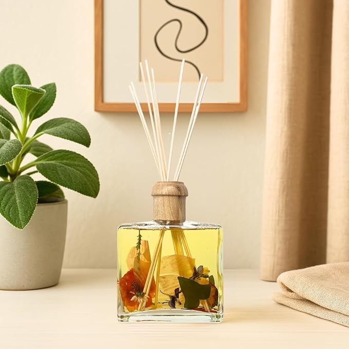 Rosy Rings Essence of Summer Botanical Reed Diffuser 13oz – Lasts 6-12 Months Floral Aromatherapy Notes of Hyacinth, Honeysuckle, Rose Home Fragrance Summer Decor Housewarming Wedding Gifts