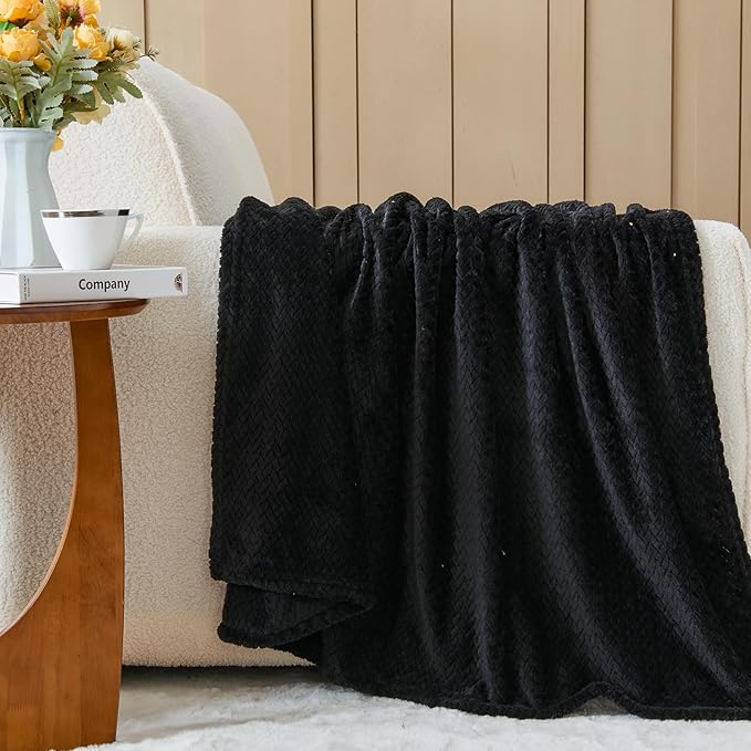 NEWCOSPLAY Super Soft King Blanket Black Premium Silky Flannel Fleece Leaves Pattern Lightweight Bed Blanket All Season Use (Black, King(90"x110"))
