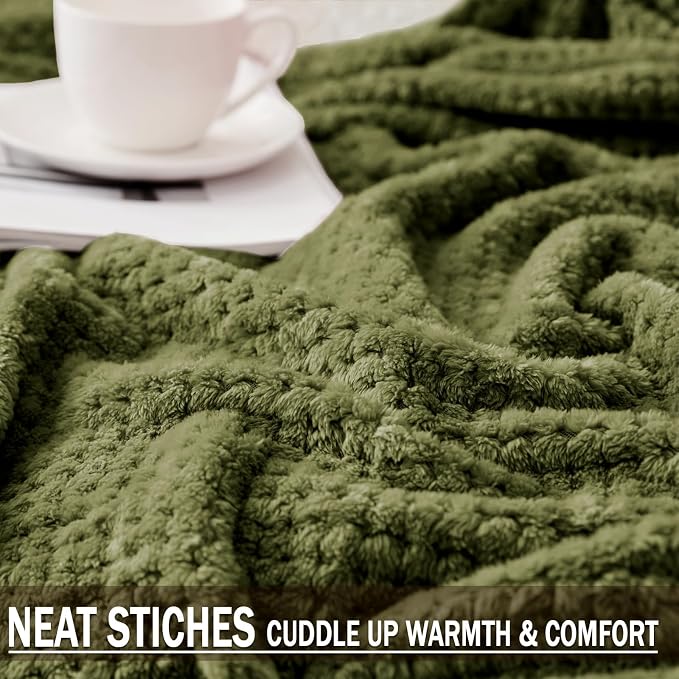 Exclusivo Mezcla Large Waffle Fleece Throw Blanket - Image 4