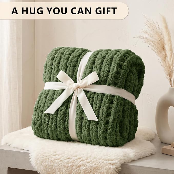 L'AGRATY Chunky Knit Throw Blanket - Image 7