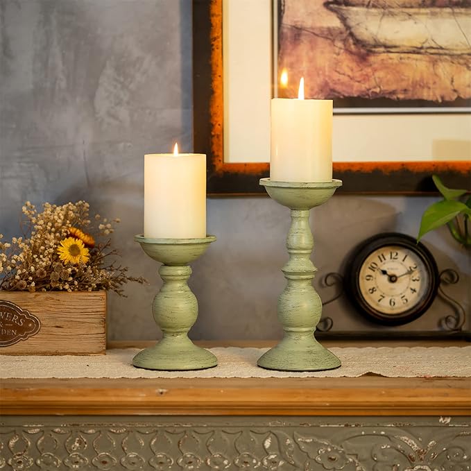 Sziqiqi Retro Iron Candle Holder Vintage Pillar Candles Holders for Table Centerpiece Wedding Birthday Candlelight Dinner Decorative Light Home Décor 2pcs